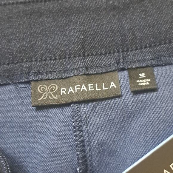 NWT RAFAELLA size 10 stretch navy shorts with functional pockets, $49.00 - Picture 4 of 9